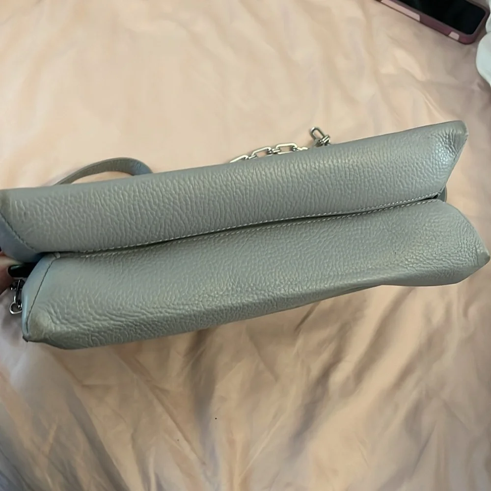 Ted Baker London purse minor wear and tare on the corners - Picture 4 of 7